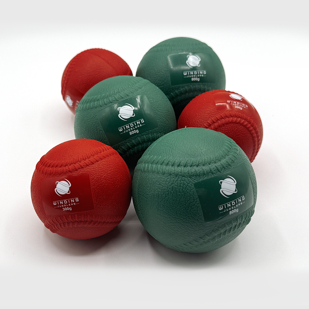 USA - Pack of 4 Heavy Juggling Balls 300g. Winding Jugglers. Red Training Balls (7.5 cm) (Shipping from USA)