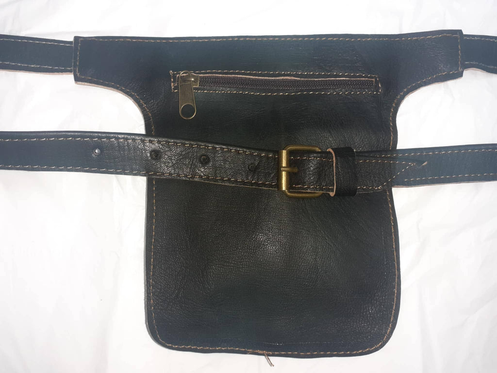 Flat double button pencil case
